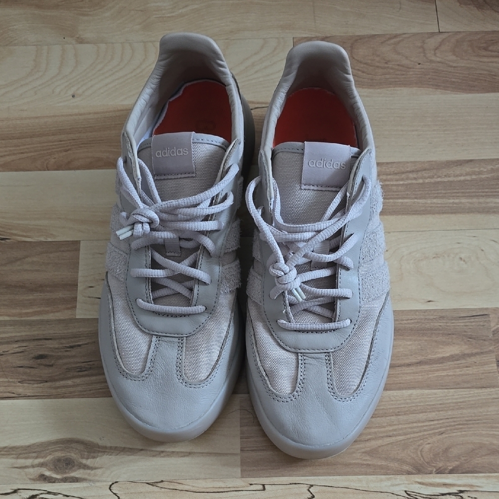 Title: Adidas Sneakers ART HQ6503 Beige/Cream Casual Shoes Size Men's 9